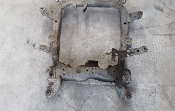 Opel Zafira B Front subframe