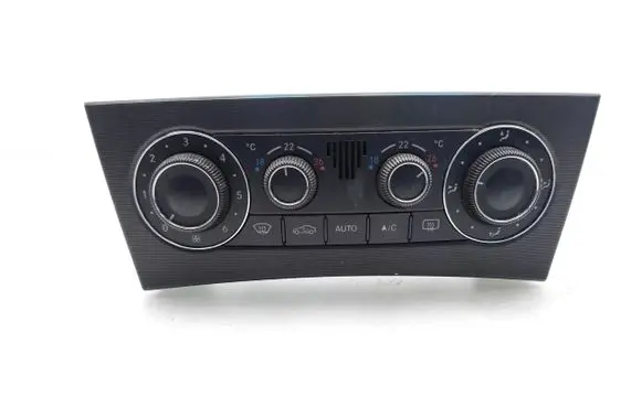 Mercedes-Benz C W203 Climate control unit A2038304085 F011500039