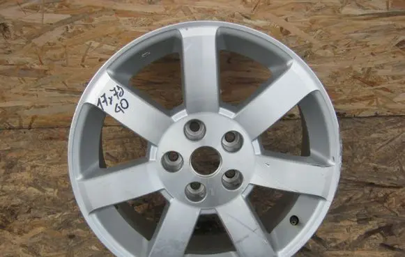 Nissan Pulsar R17 alloy rim 