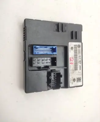 Audi Q7 4L Comfort/convenience module 4L0907289A 4L0910289D