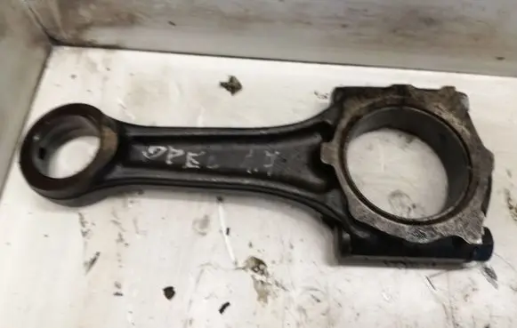 Opel Corsa C Connecting rod/conrod 