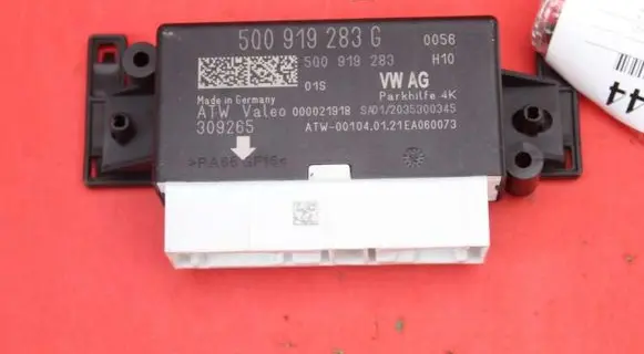 Skoda Fabia Mk3 (NJ) Engine control unit/module ECU 5Q0919283G