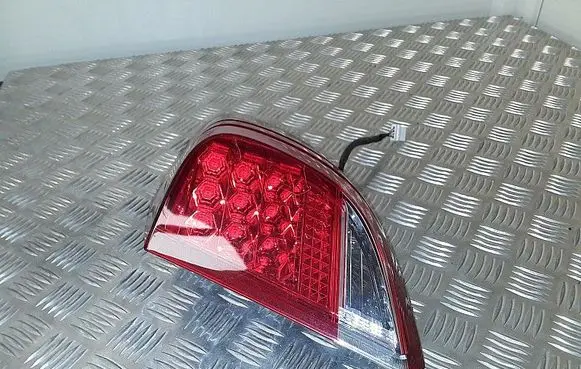 Rear/tail lights