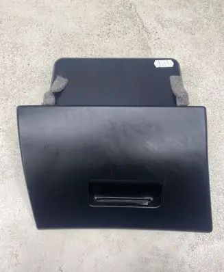 BMW 3 E46 Glove box 8197492