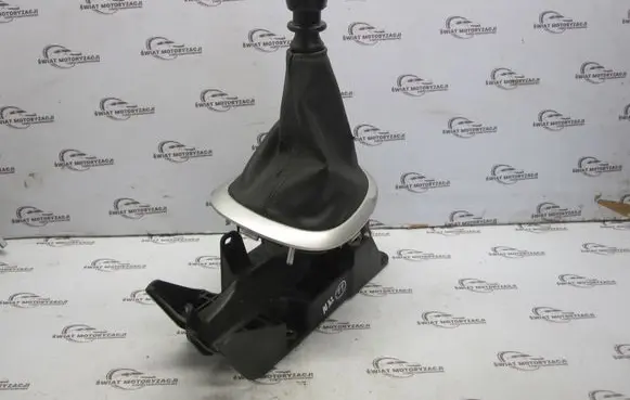 Nissan Juke I F15 Gear selector 