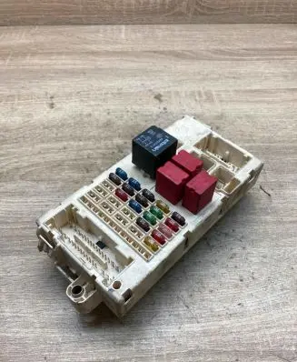 Fiat Stilo Fuse module 51715858 46778898