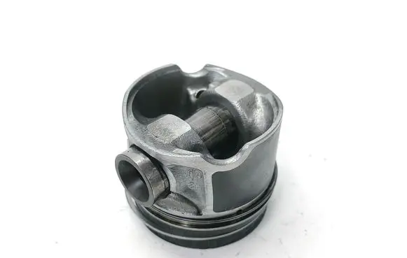 Piston