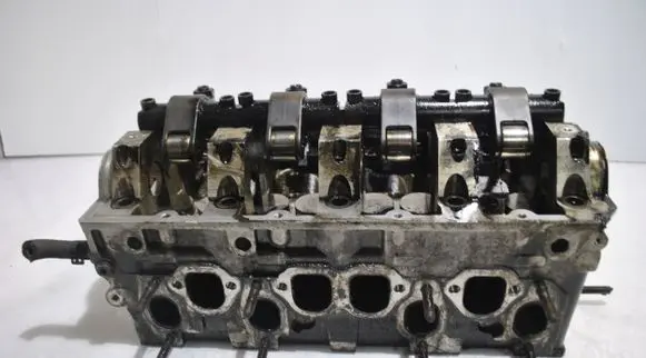 Volkswagen Golf IV Engine head 038103373R