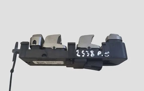 Jaguar XF X250 Electric window control switch 8X2314540AE 03451000
