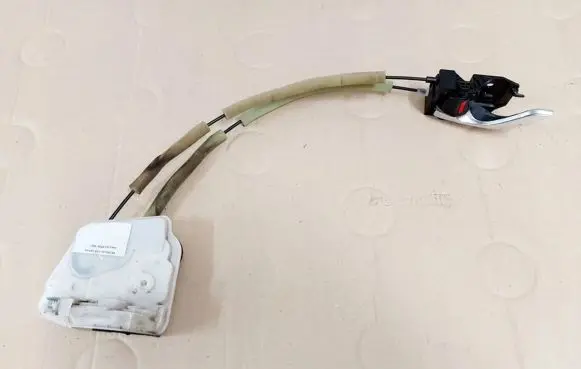 Mazda CX-5 Rear door lock