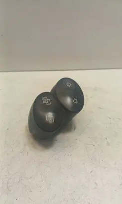 Steering wheel buttons/switches