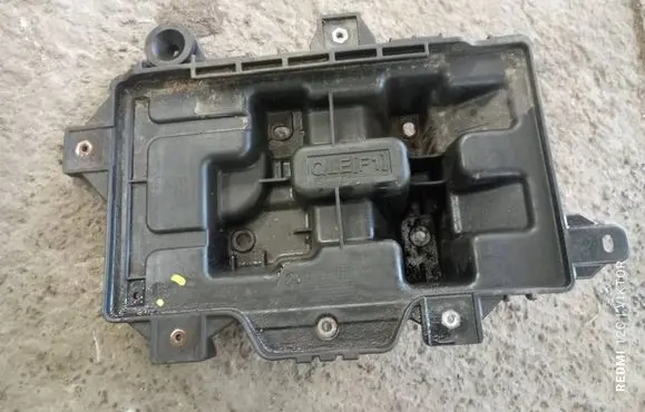 KIA Sportage Battery tray 37150F1500