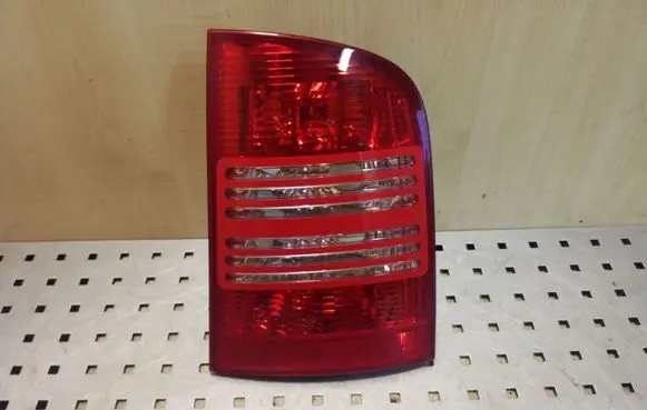 Skoda Octavia Mk1 (1U) Rear/tail lights 1U9945096B 1U9945112B