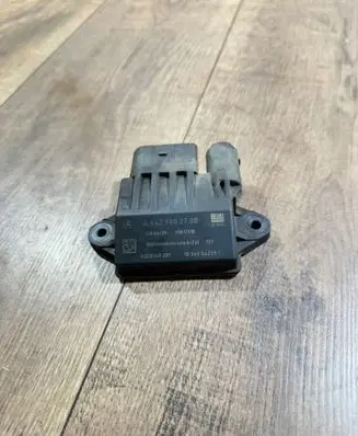 Glow plug pre-heat relay