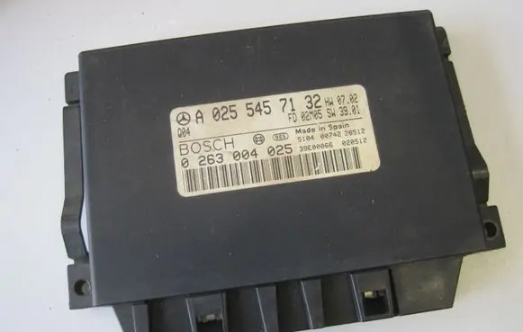 Mercedes-Benz E W211 Parking PDC control unit/module A0255457132