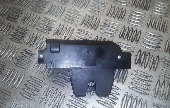 Tailgate/trunk/boot lock/catch/latch
