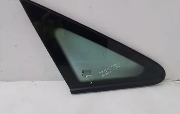 Opel Zafira B Front triangle window/glass 34R007951