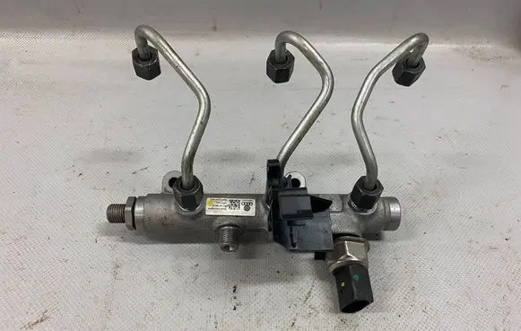 Audi Q7 4M Fuel main line pipe 059130089BT