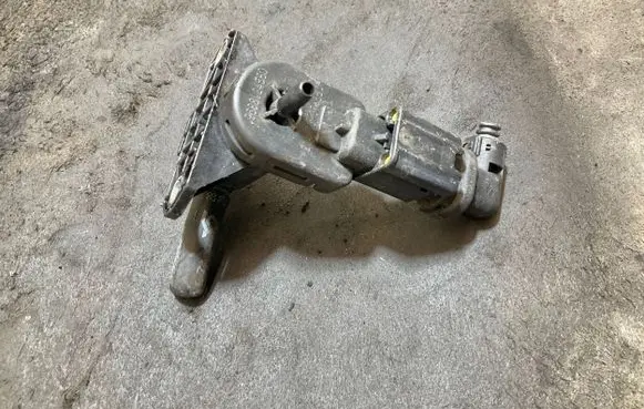 Peugeot 208 Turbo solenoid valve 9688124580
