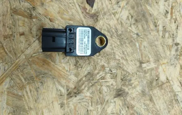 Fiat 500E Airbag deployment crash/impact sensor 39754C