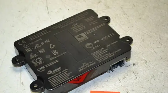 Opel Insignia B Wireless charging module 13529205 7360300000000X 421176950