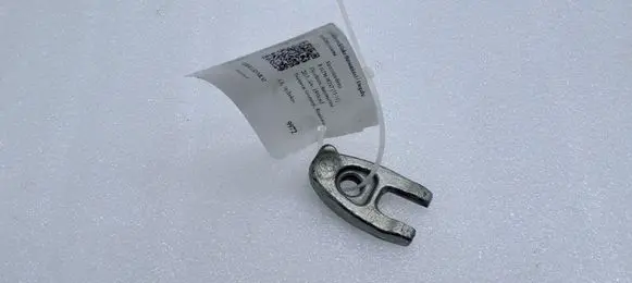 Mercedes-Benz B W246 W242 Fuel Injector clamp holder