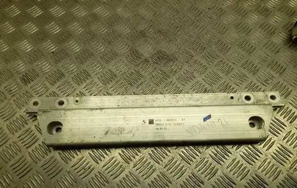 BMW 5 G60 G61 Engine mounting bracket 8878723