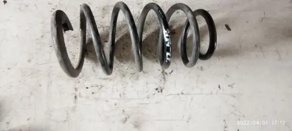 Opel Zafira B Front coil spring 93185136 13199450