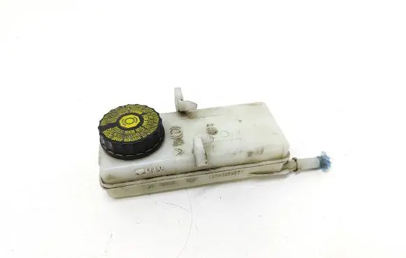 Citroen C4 II Brake fluid reservoir 9680931580 0204051329