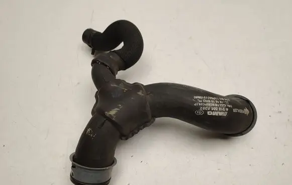 Mercedes-Benz CLS C218 X218 Air intake hose/pipe A2185010382