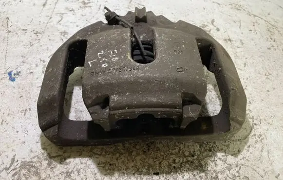 BMW 5 F10 F11 Front brake caliper