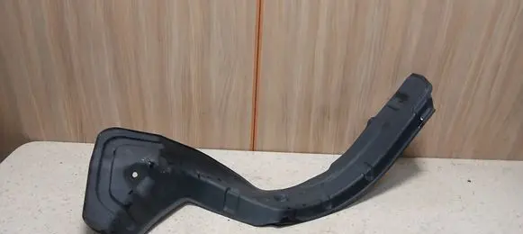 Toyota Avensis Verso Rear mudguard 7727744030
