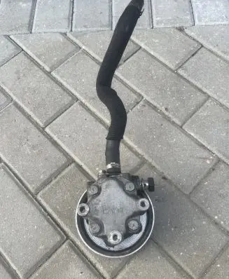 Audi A4 S4 B7 8E 8H Power steering pump 06B145255 8E0145153
