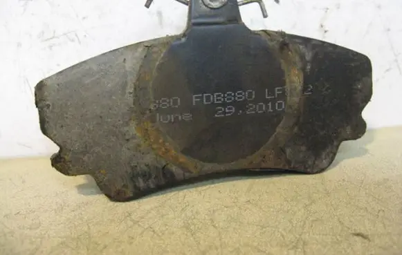 Renault Espace II Brake pads (front) KOMPLEKTAS4VNT