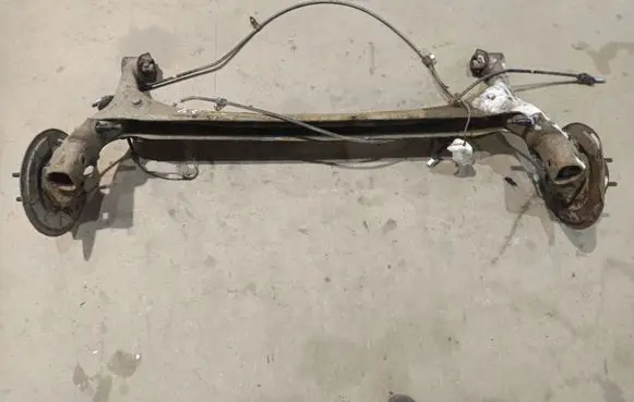 Toyota Corolla Verso AR10 Rear subframe 