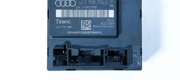 Audi A6 S6 C6 4F Door control unit/module 4F0959794F