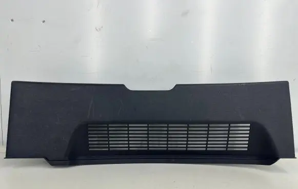 Mitsubishi Colt Trunk/boot sill cover protection mr951556