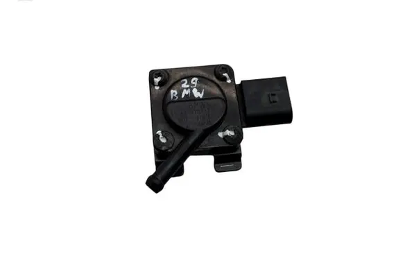 BMW 3 E90 E91 Exhaust gas pressure sensor 13627789219 001107G20
