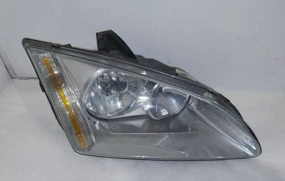 Ford Focus Headlight/headlamp 4M5113W029AC 10178