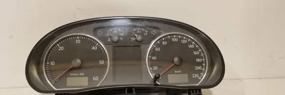 Volkswagen Polo IV 9N3 Speedometer (instrument cluster) 6Q0920825J 11008032140 A2C50104209