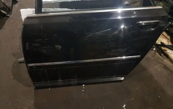 Rear door