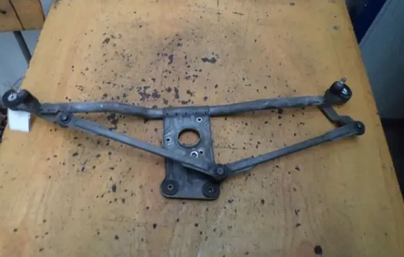 Ford Escort Front wiper linkage and motor