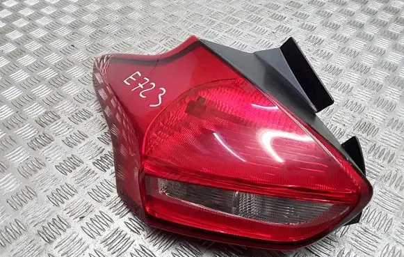 Ford Focus Rear/tail lights f1eb13405b