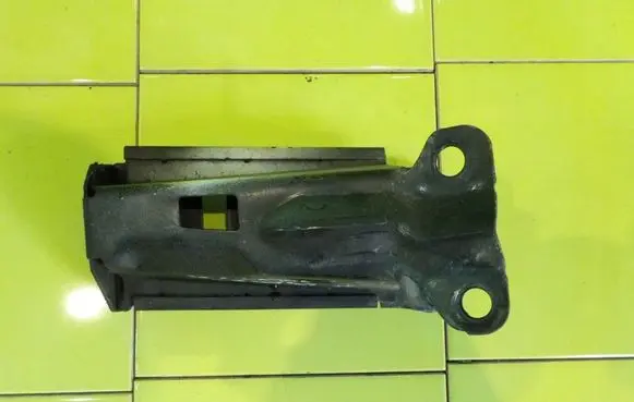 Nissan Qashqai Front bumper shock/impact absorber PRZOD STREFA ZGNIOTU
