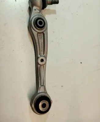 BMW X5 G05 Front lower control arm/wishbone 8866772