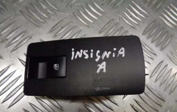 Opel Insignia A Quarter vent window switch 00008406-03