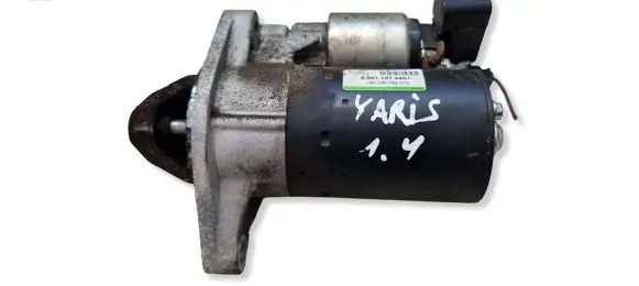 Toyota Yaris Starter motor 0001107440