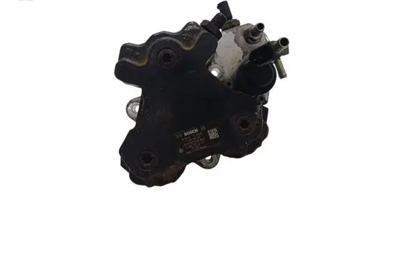 Mitsubishi Colt Fuel injection high pressure pump A6400700701 0445010120 371210