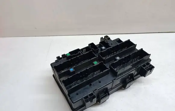 Jeep Grand Cherokee Fuse box set P68242818AC