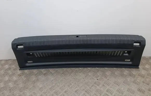 Volkswagen Tiguan Trunk/boot sill cover protection 5N0863459